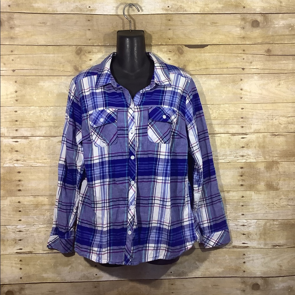 Women’s Croft & Barrow button down long sleeve size medium
